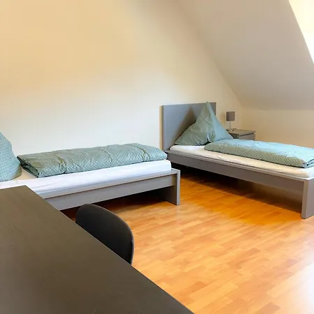 Ueber Neu Ulm's Daechern, 2 Schlafzimmer Inkl. Stellplatz Apartment